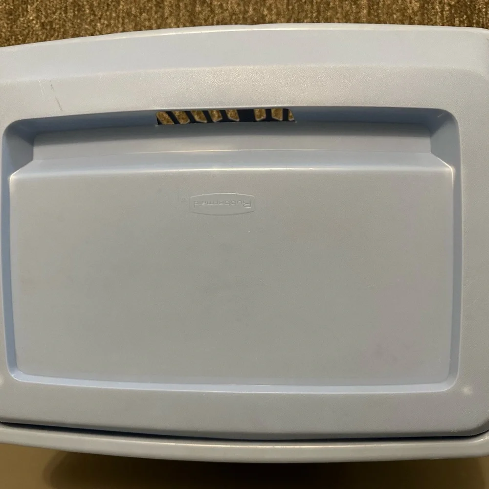 Vintage Rubbermaid Blue Lid Laundry Hamper Basket Retro 90s EUC